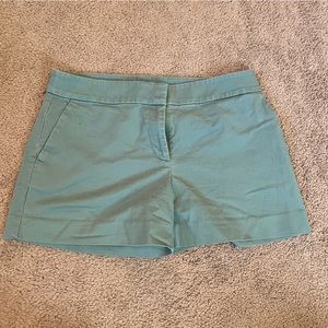 LOFT shorts - sage green The Riviera Short